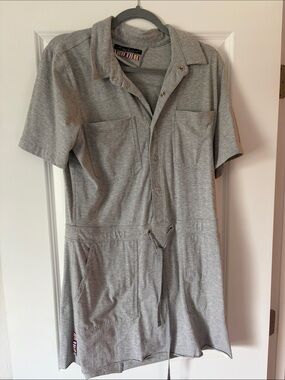 Women’s Short-Sleeve Polo Romper Dress in Light Gray